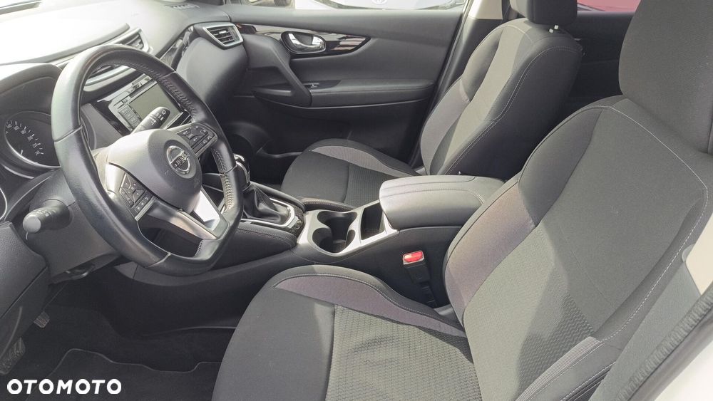 Nissan Qashqai 1.3 DIG-T Acenta DCT - 14