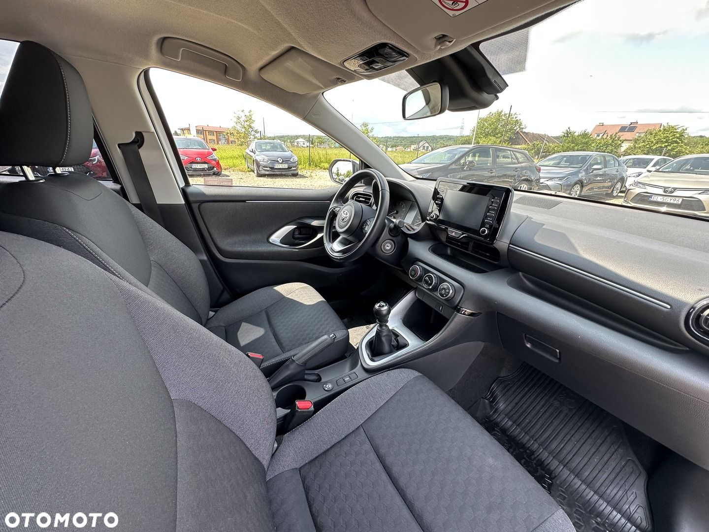 Toyota Yaris - 17