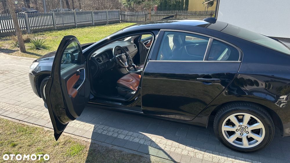 Volvo S60 D3 Geartronic Kinetic - 9