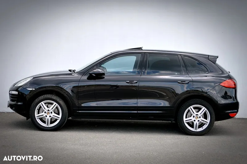 Porsche Cayenne - 7