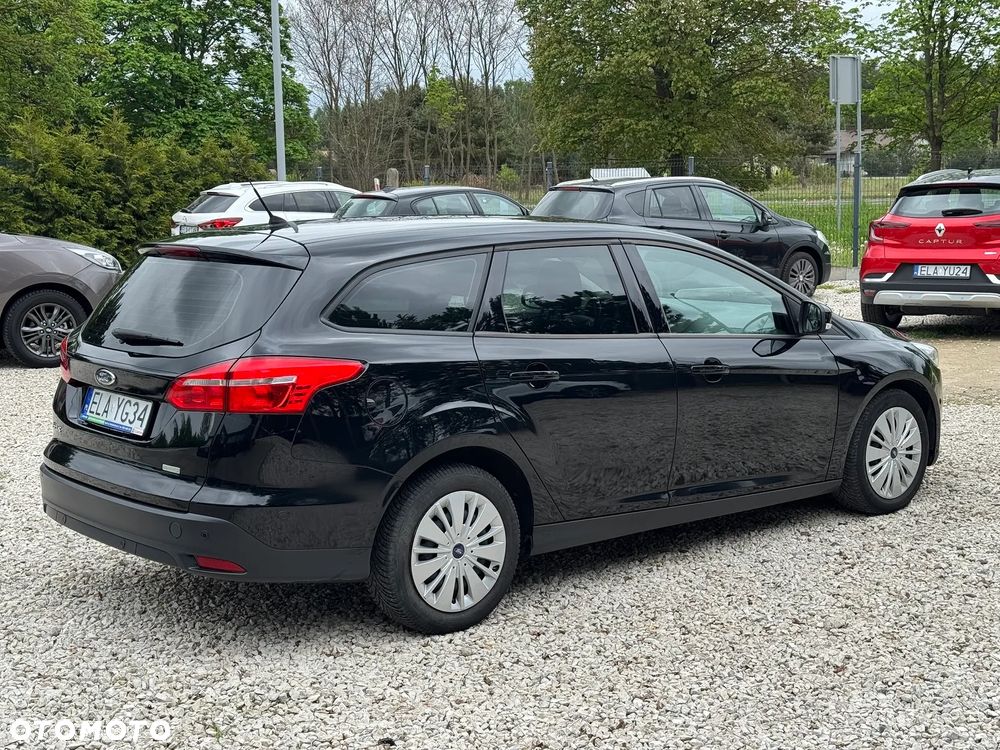 Ford Focus 1.0 EcoBoost Titanium - 10