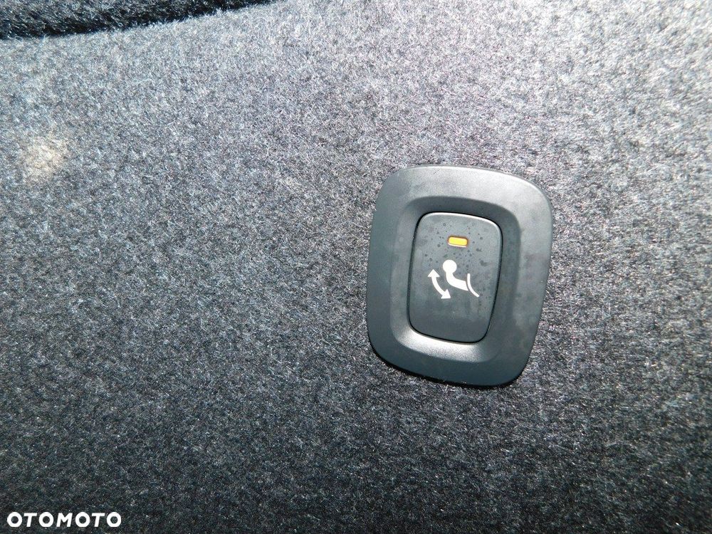 Volvo XC 40 D3 Momentum Pro - 30