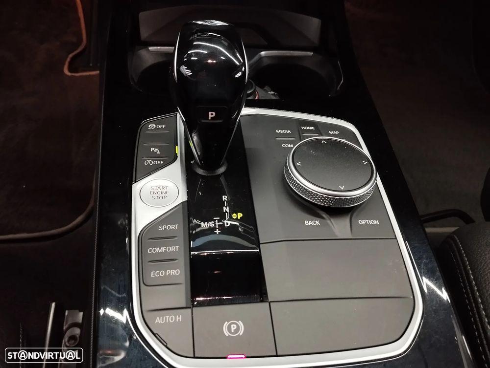 BMW 118 d Auto - 35