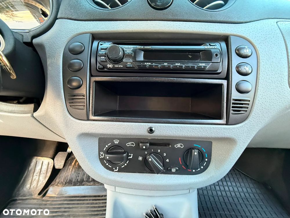 Citroën C3 1.1 SX - 10