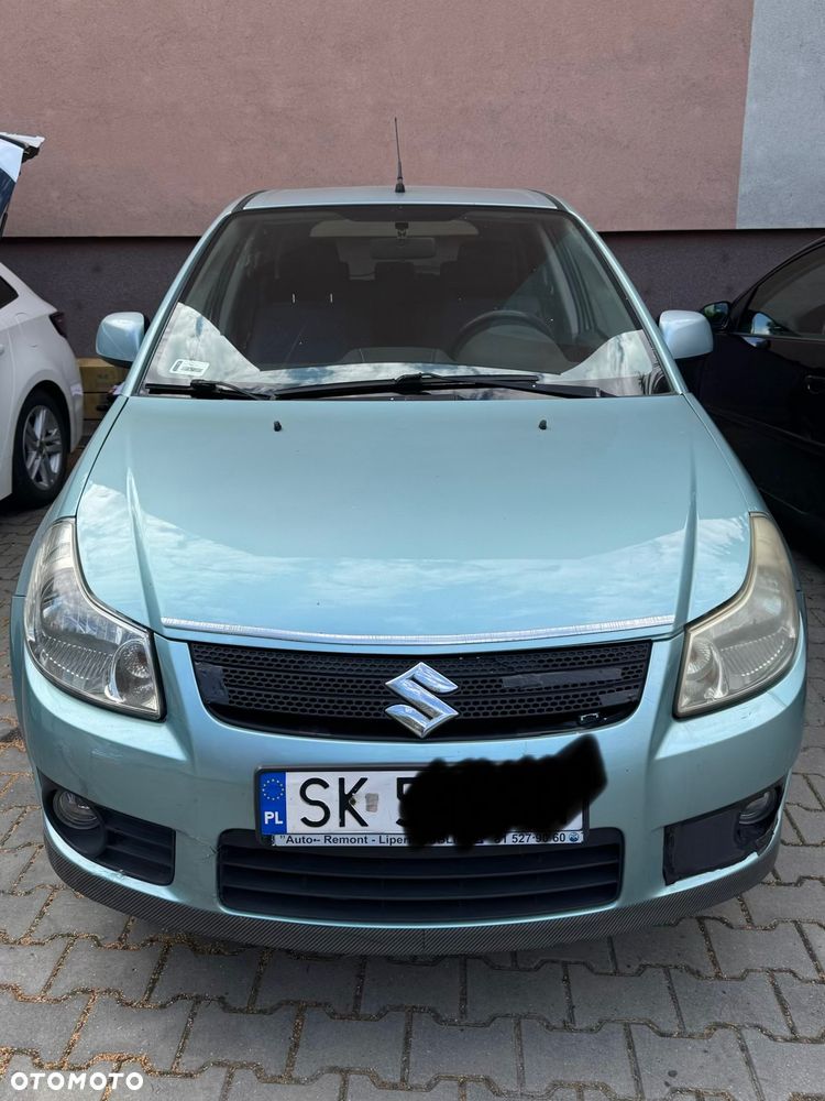 Suzuki SX4 - 1