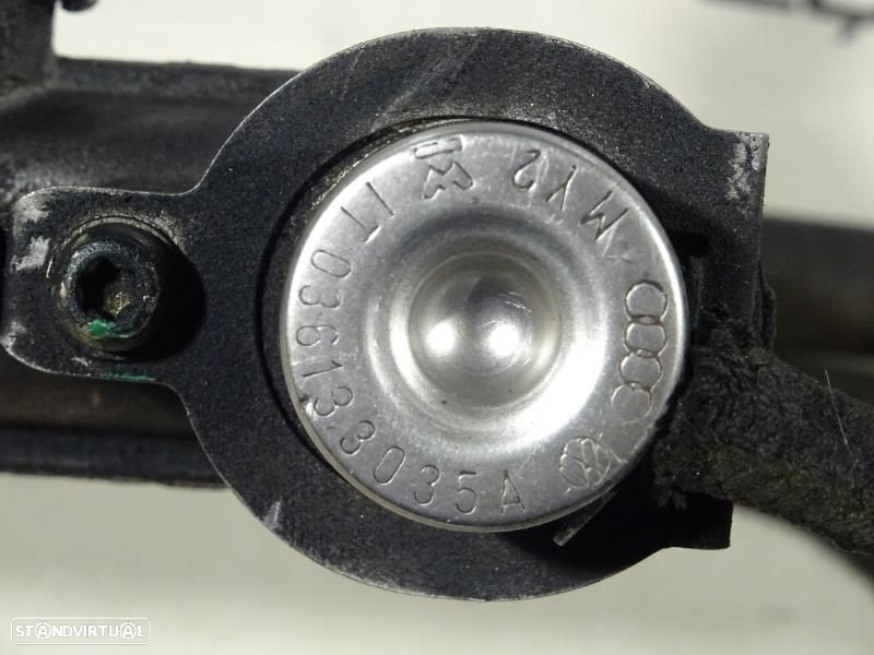 Régua / Rail De Injeção Volkswagen Golf Iv (1J1)  036 133 319 Al / 036 - 4