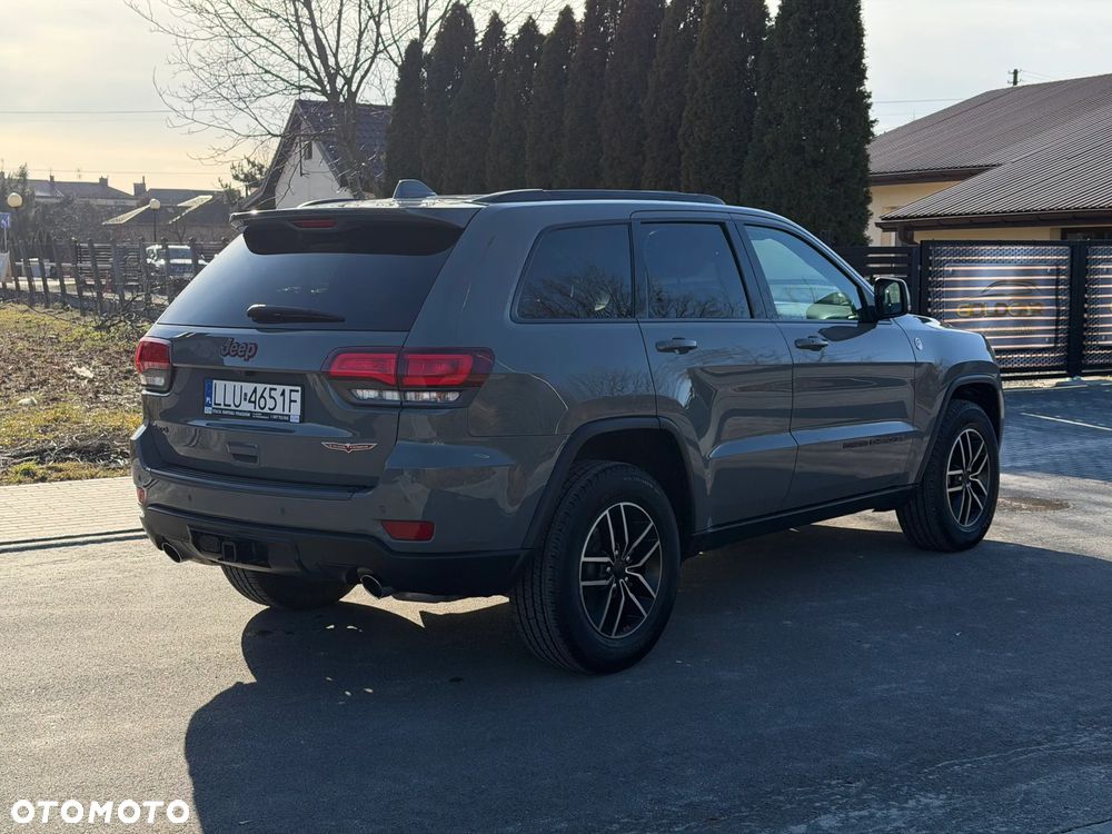 Jeep Grand Cherokee - 6