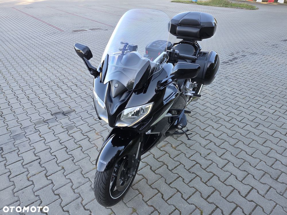 Yamaha FJR - 29