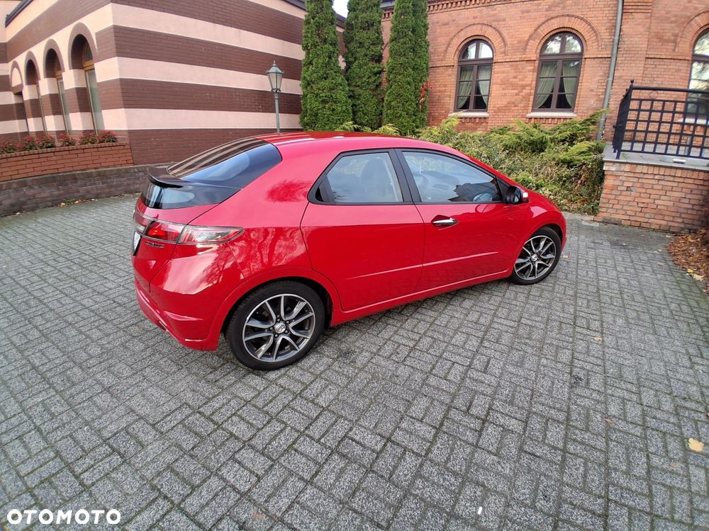 Honda Civic 1.8 GT Special Edition - 17