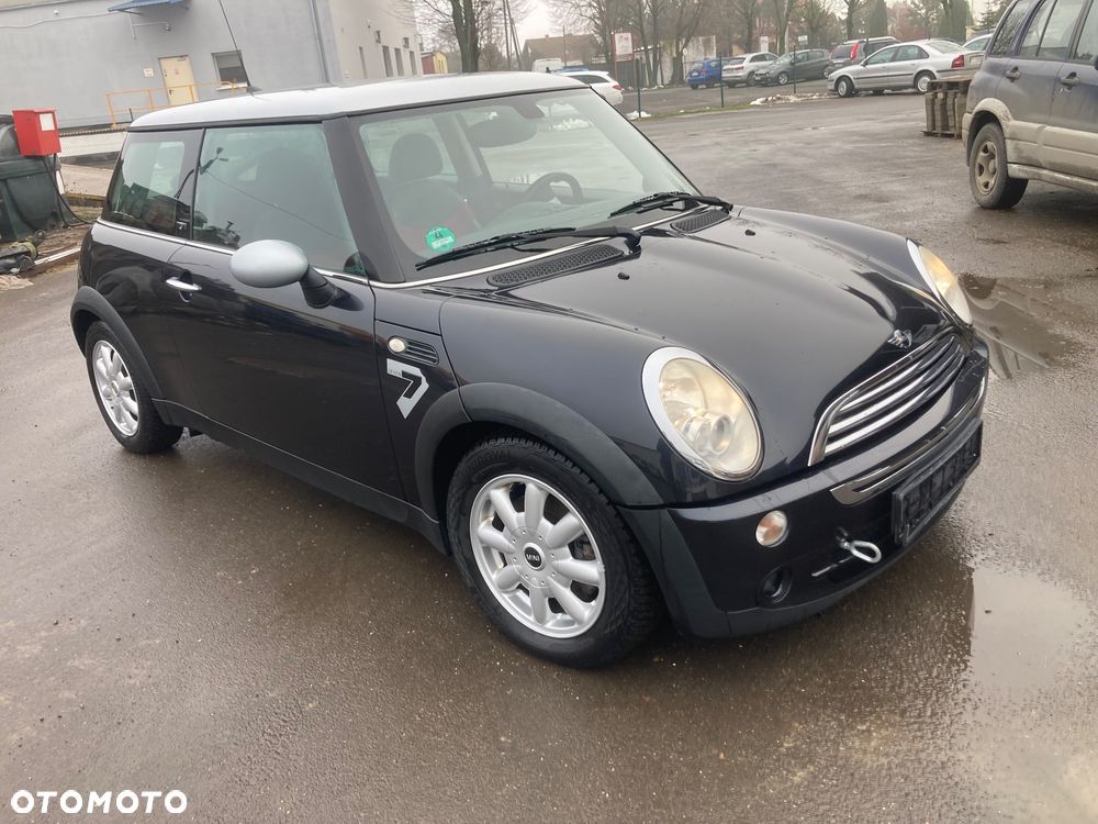 MINI Cooper Seven - 7