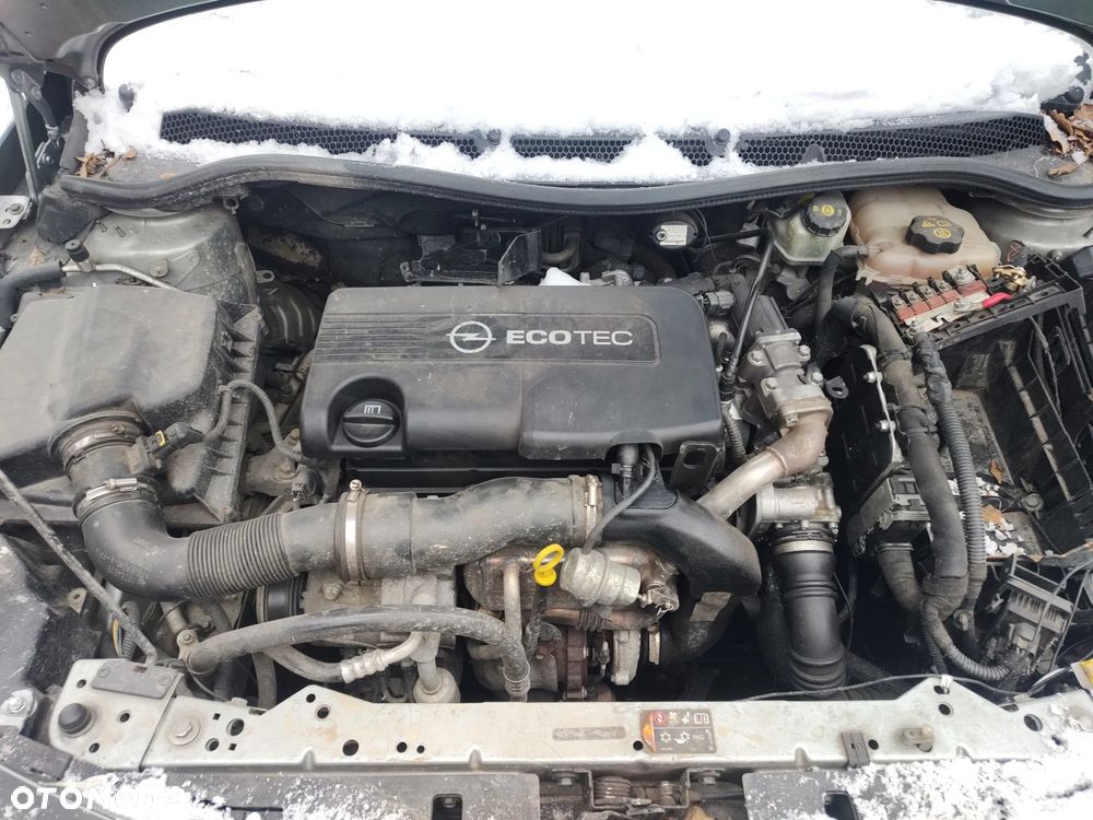 OPEL ASTRA J 1,7CDTI KOMPRESOR KLIMATYZACJI 13387234 - 1