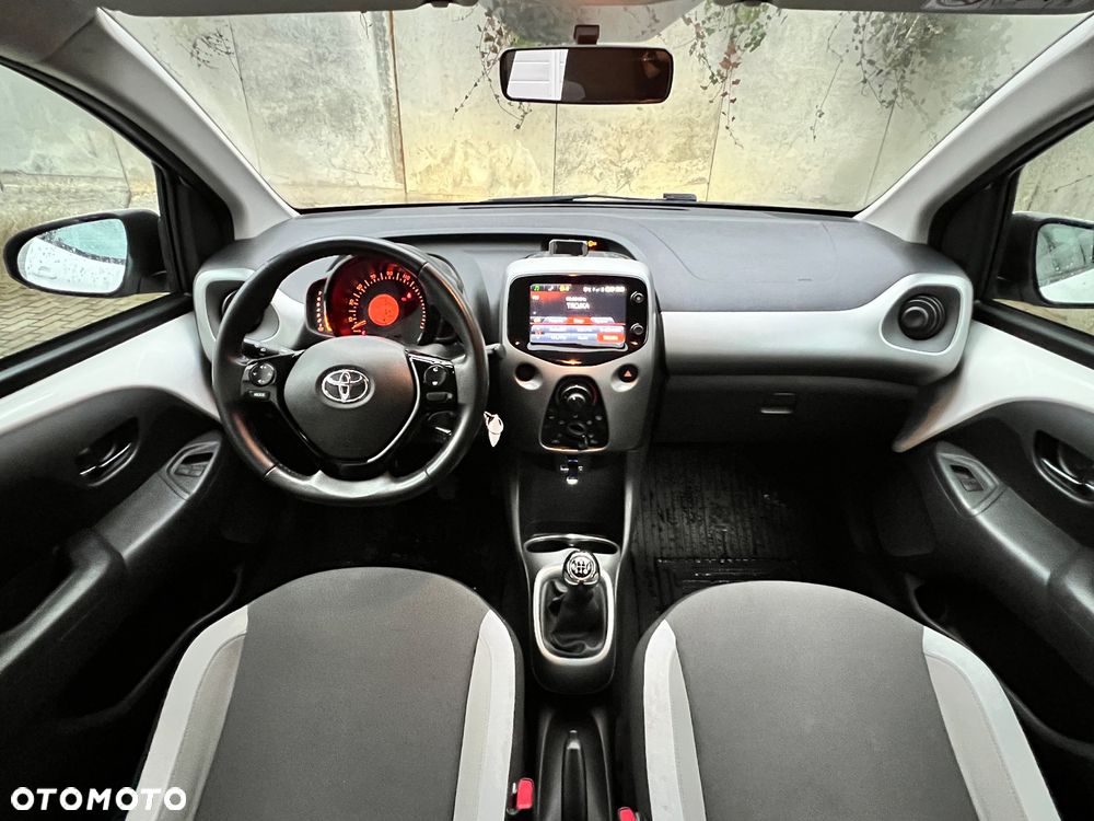 Toyota Aygo - 10