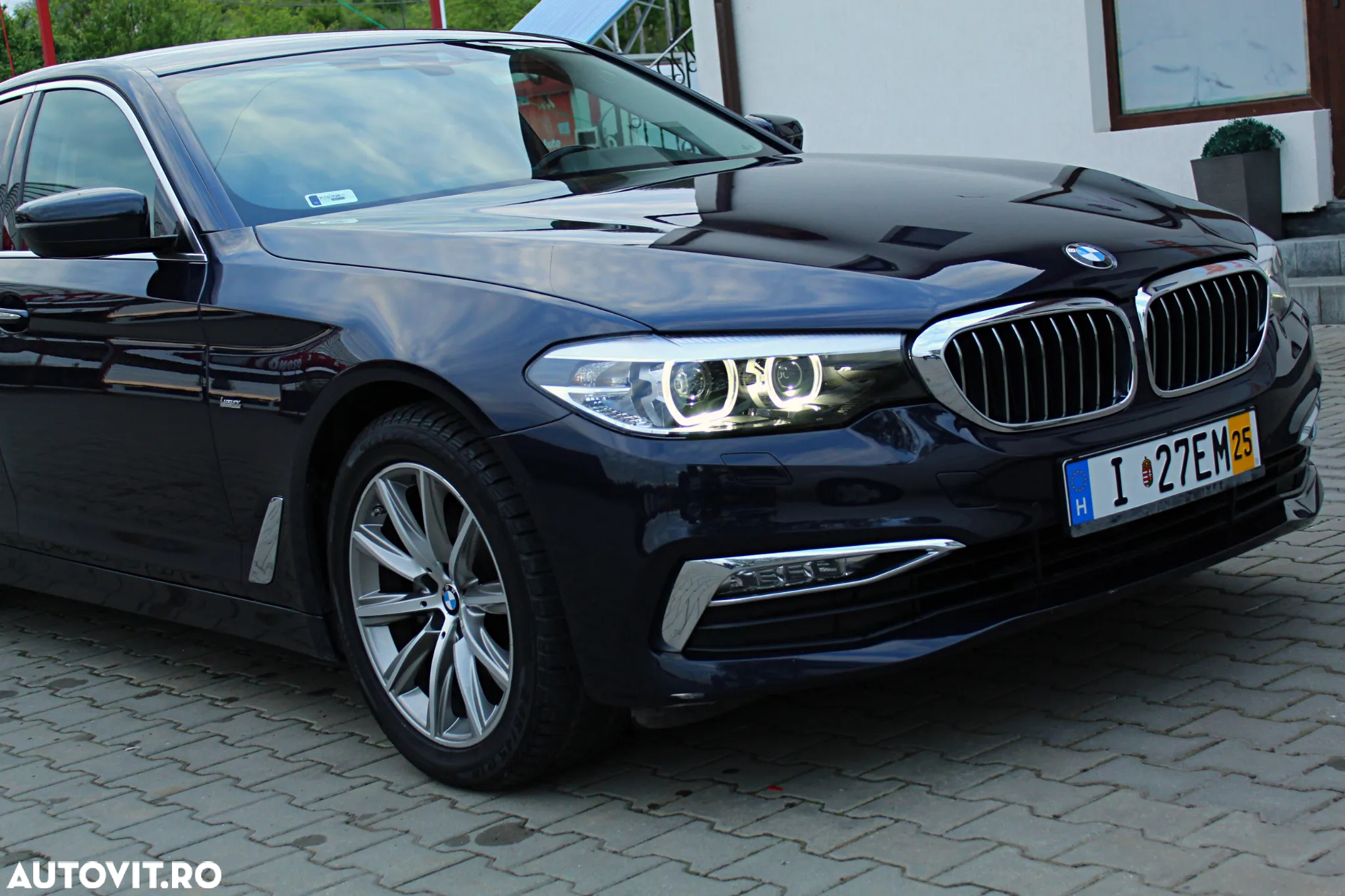BMW Seria 5 520d xDrive AT - 16