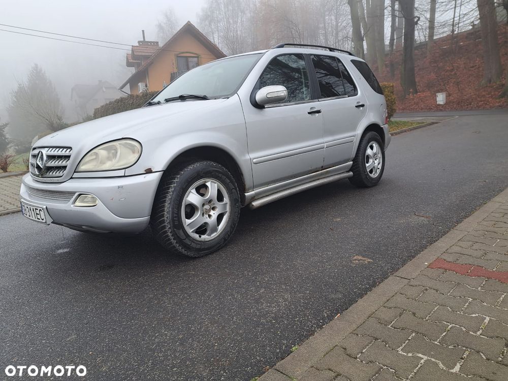 Mercedes-Benz ML - 24