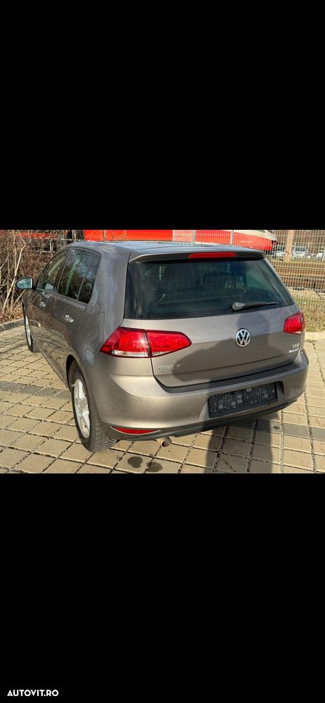 Volkswagen Golf 1.6 TDI BlueMotion Technology Comfortline - 4