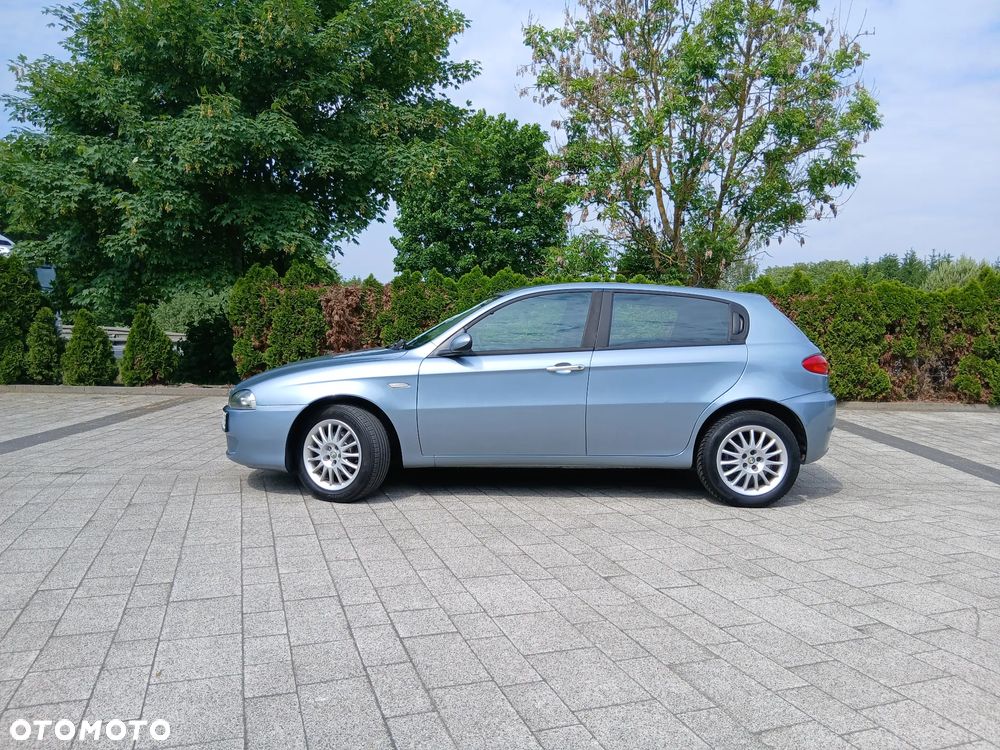 Alfa Romeo 147 1.6 Twin Spark ECO Sportiva - 3