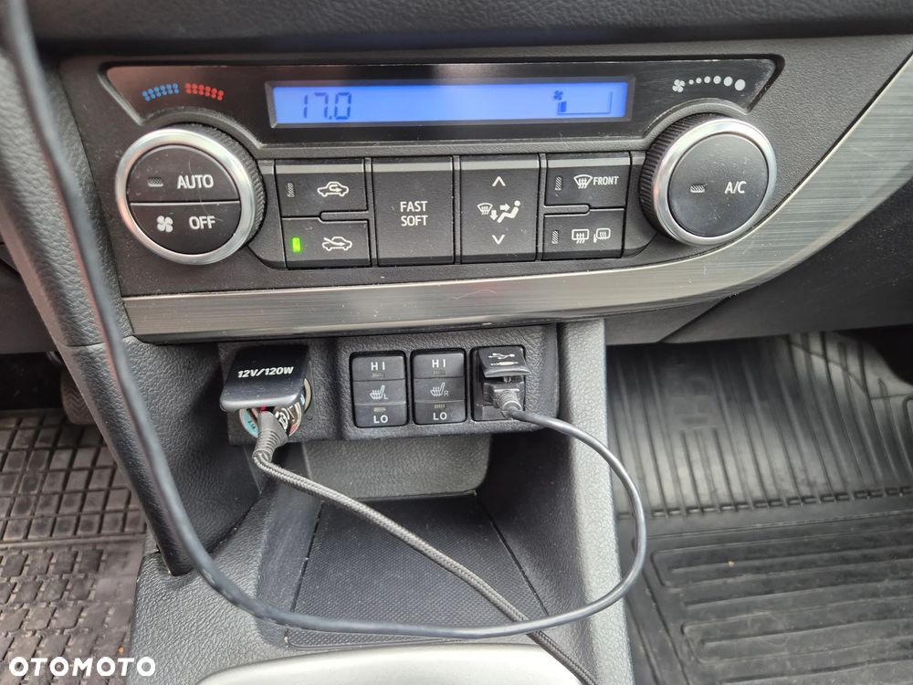 Toyota Auris 1.6 Prestige - 9
