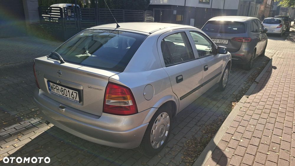 Opel Astra - 5