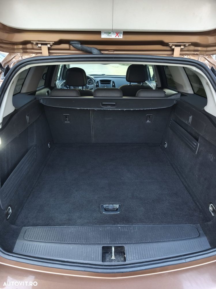 Opel Astra 1.6 CDTI DPF ecoFLEX TourerStart/Stop ENERGY - 9