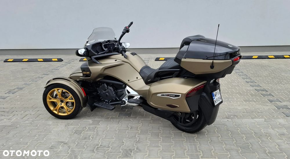 Can-Am Spyder - 5