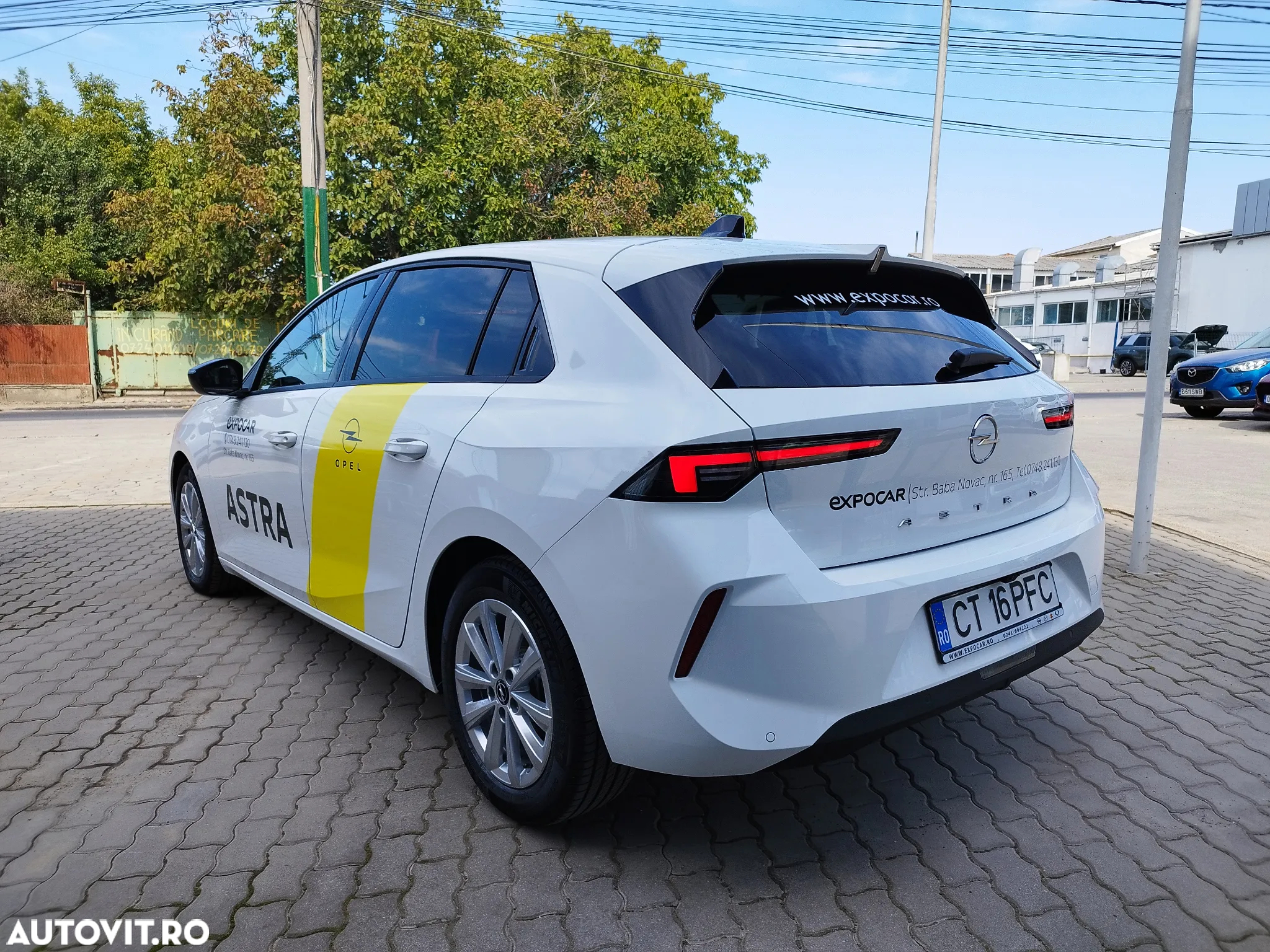 Opel Astra 1.2L Turbo Start/Stop AT8 Business Edition - 12