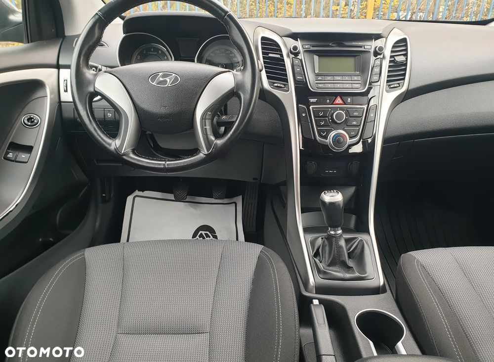 Hyundai i30 - 12