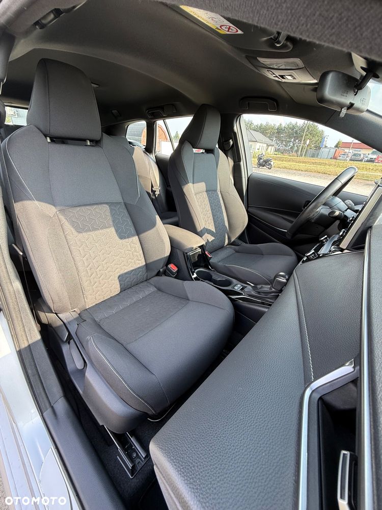 Toyota Corolla 1.8 Business Edition - 10