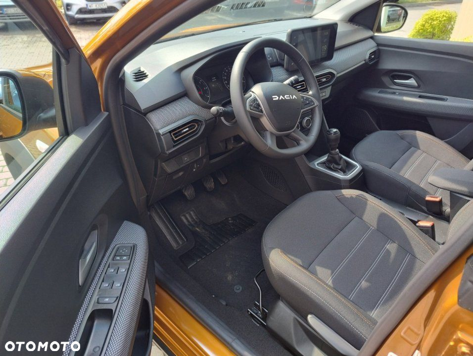 Dacia Sandero - 11