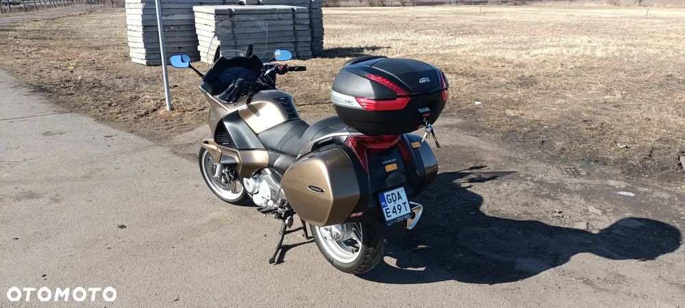 Honda Deauville - 39