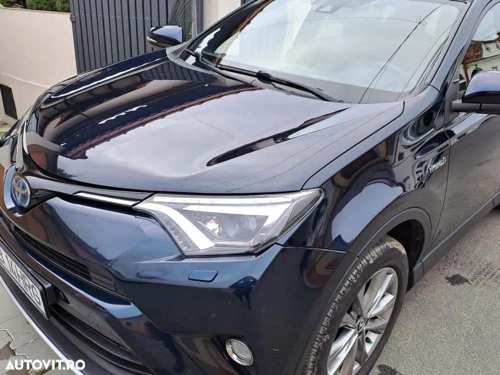 Toyota RAV4 - 2