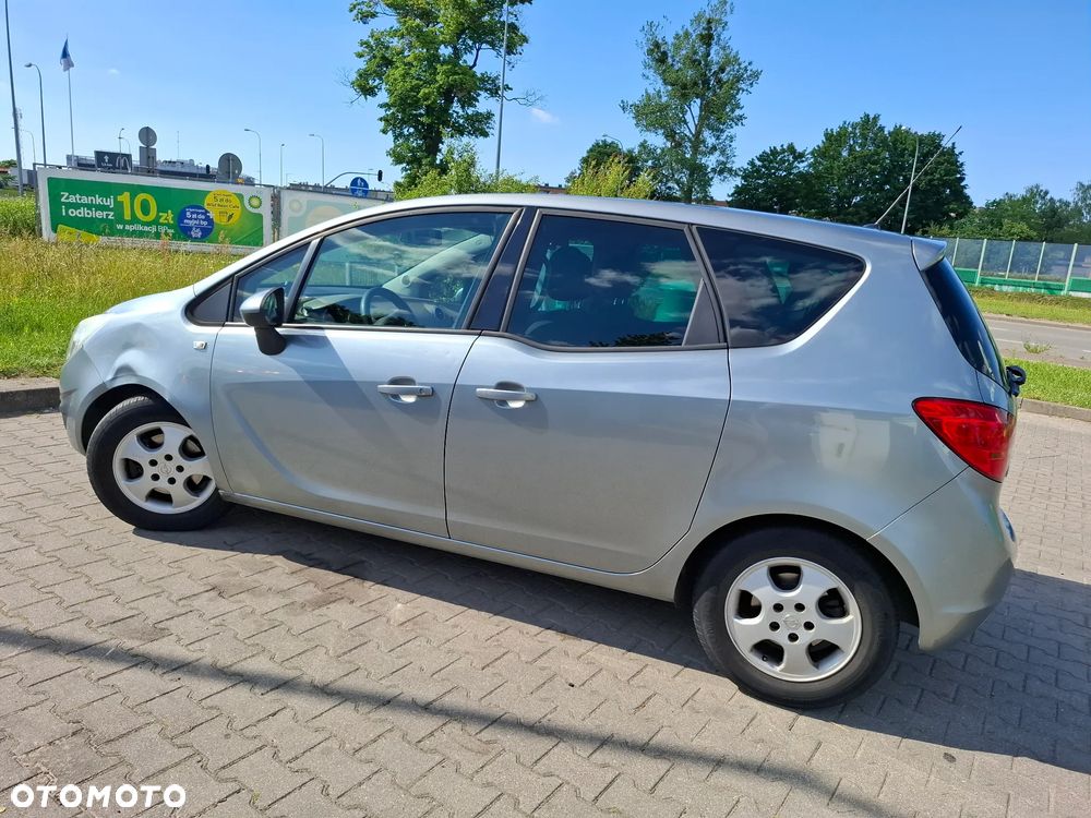 Opel Meriva 1.4 T Essentia - 12