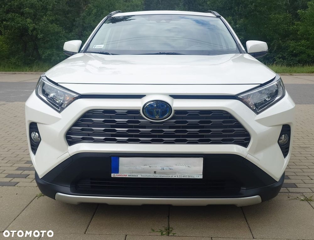 Toyota RAV4 - 8