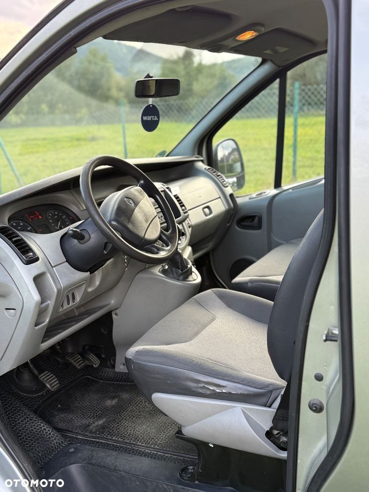 Renault Trafic - 11