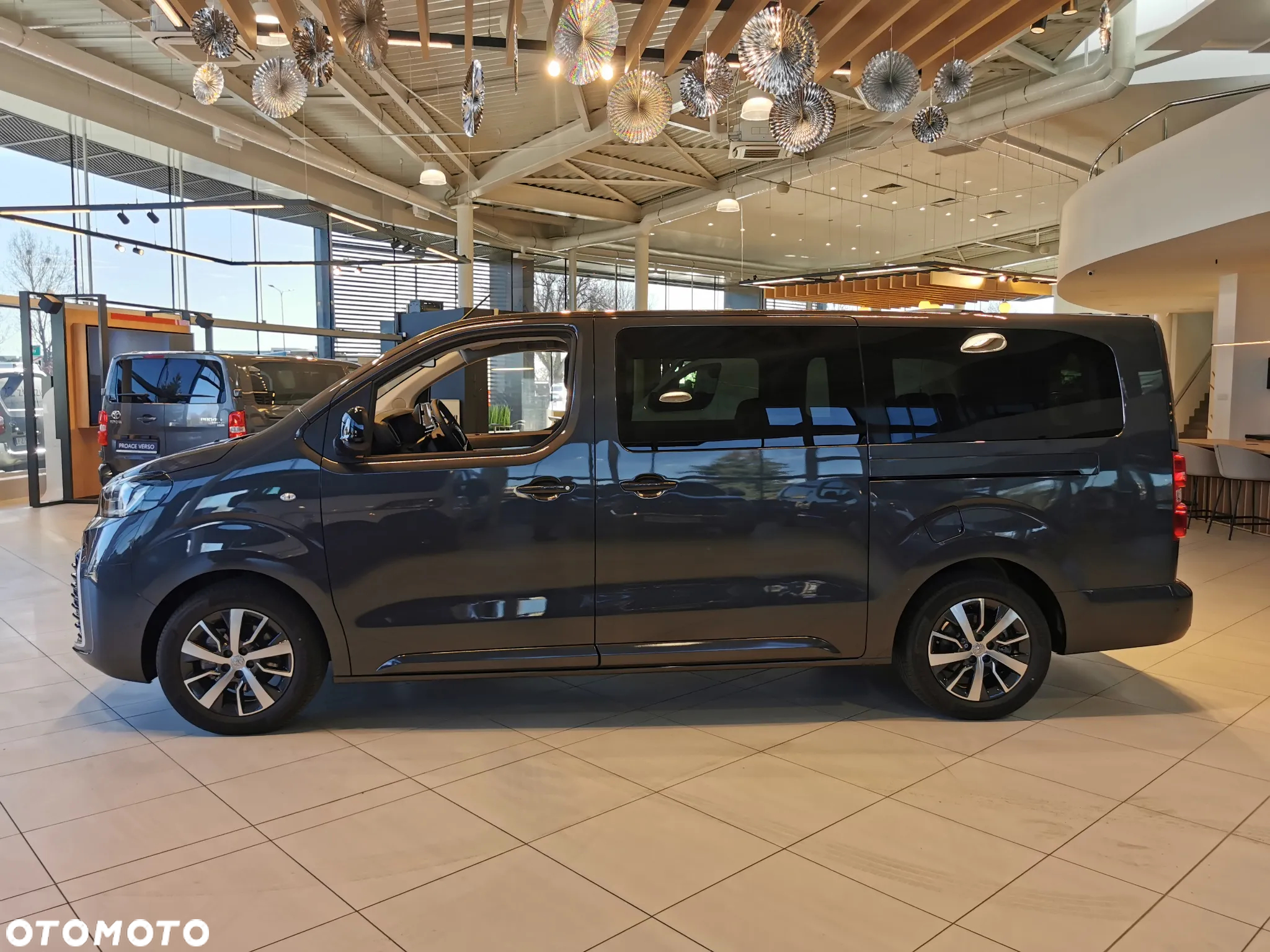 Toyota Proace Verso 2.0 D4-D Long Family - 3
