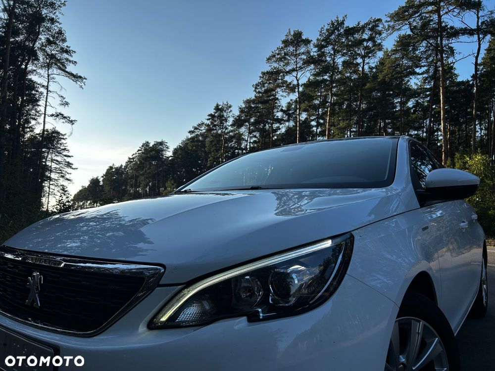 Peugeot 308 - 18