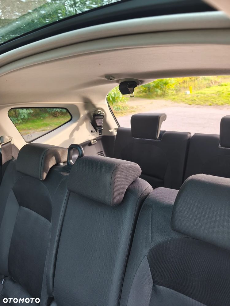 Nissan Qashqai+2 - 15