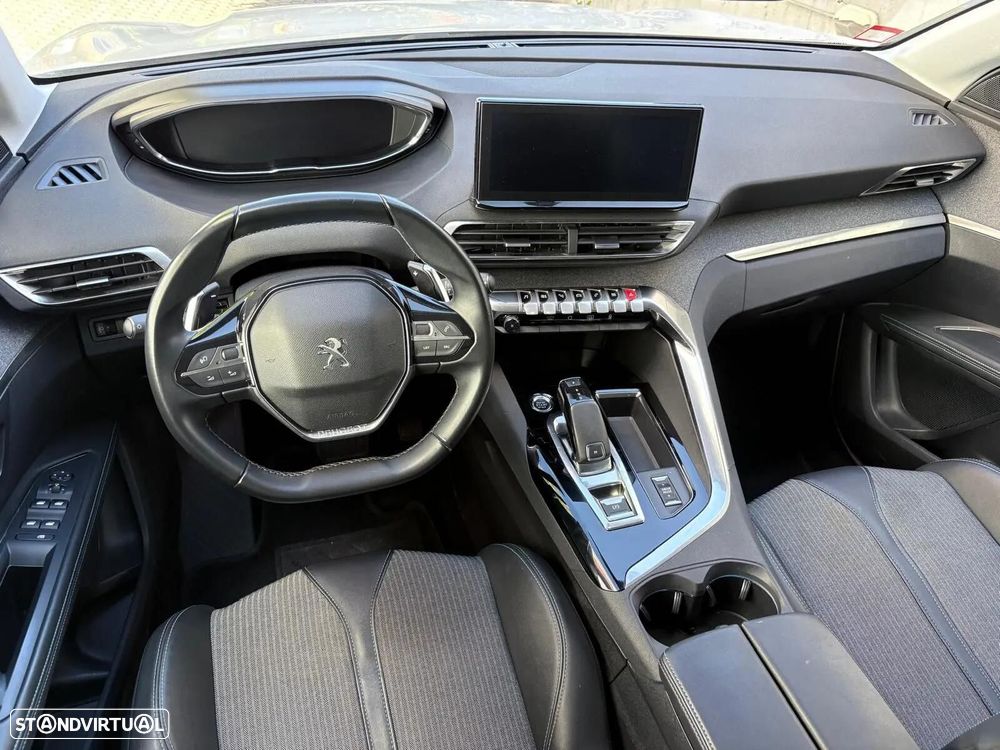 Peugeot 5008 1.2 PureTech Allure EAT8 - 30