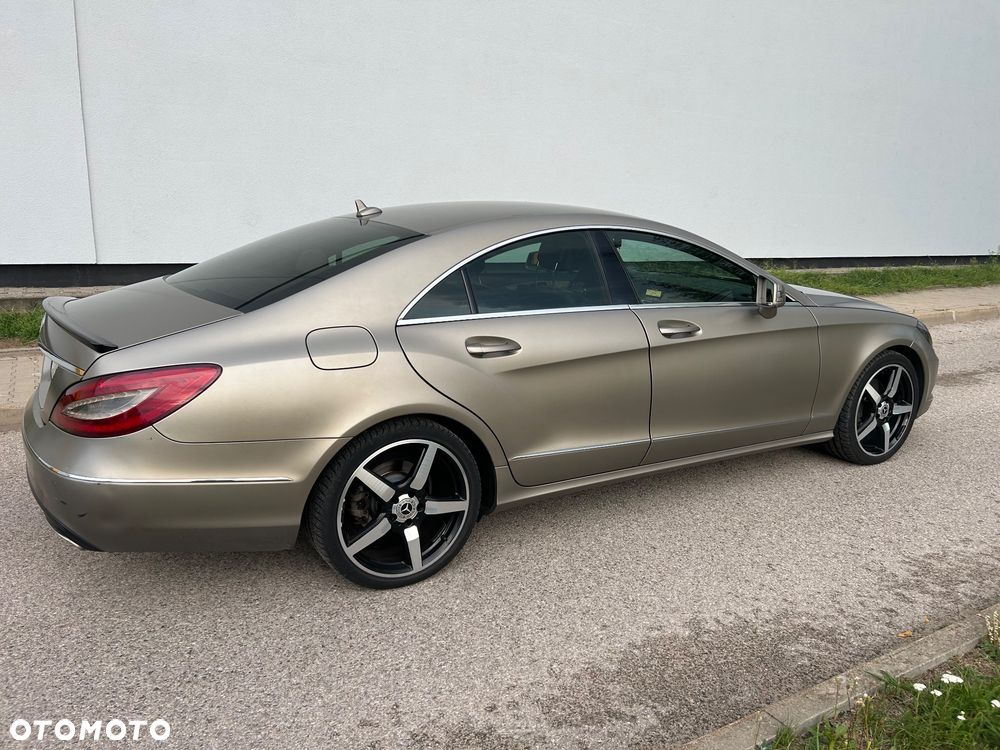 Mercedes-Benz CLS - 9