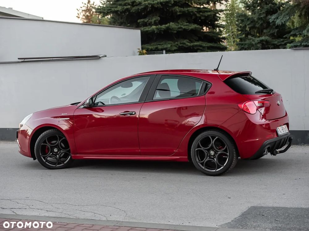 Alfa Romeo Giulietta 1.6 JTDM 16V - 11
