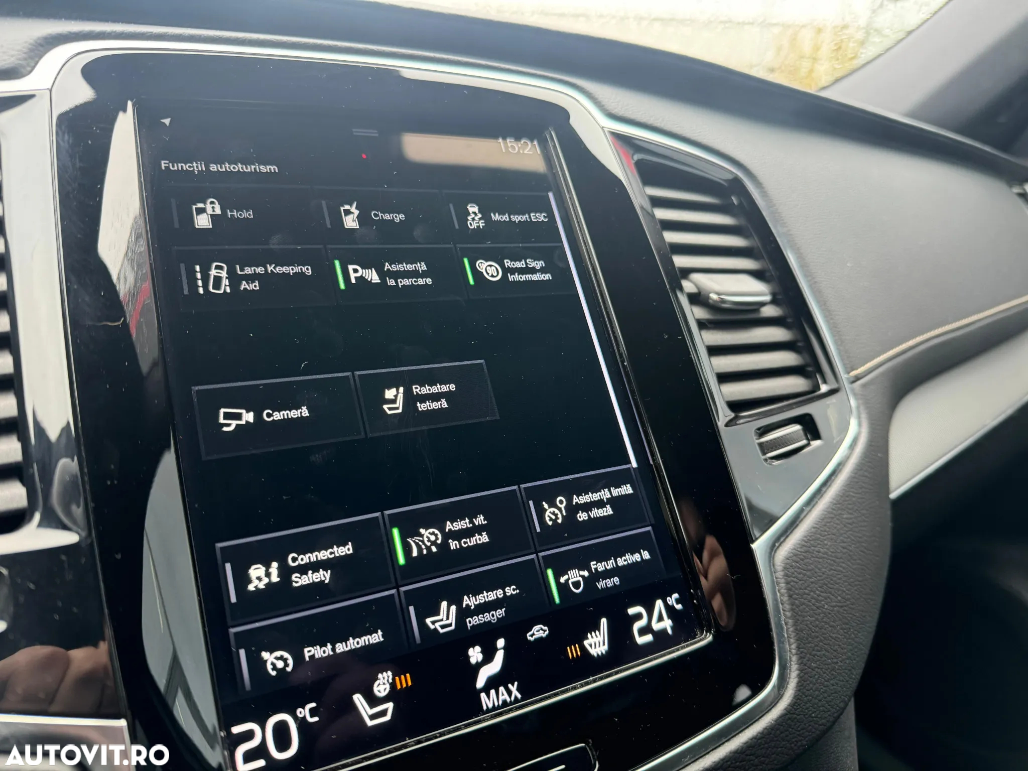 Volvo XC 90 T8 AWD Recharge Geartronic RDesign - 25