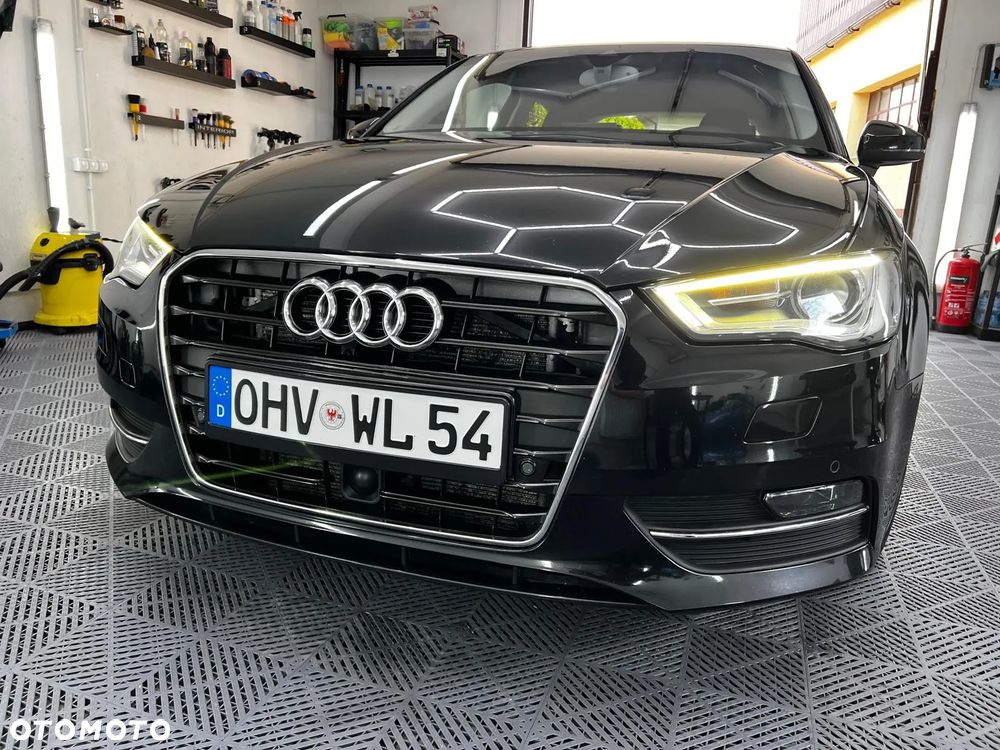 Audi A3 Sportback 2.0 TDI DPF S tronic S line Sportpaket (plus) - 22