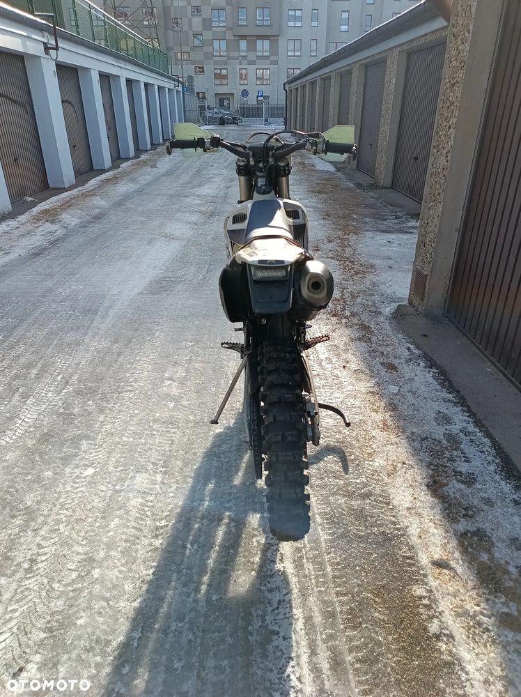 Husqvarna FE - 13
