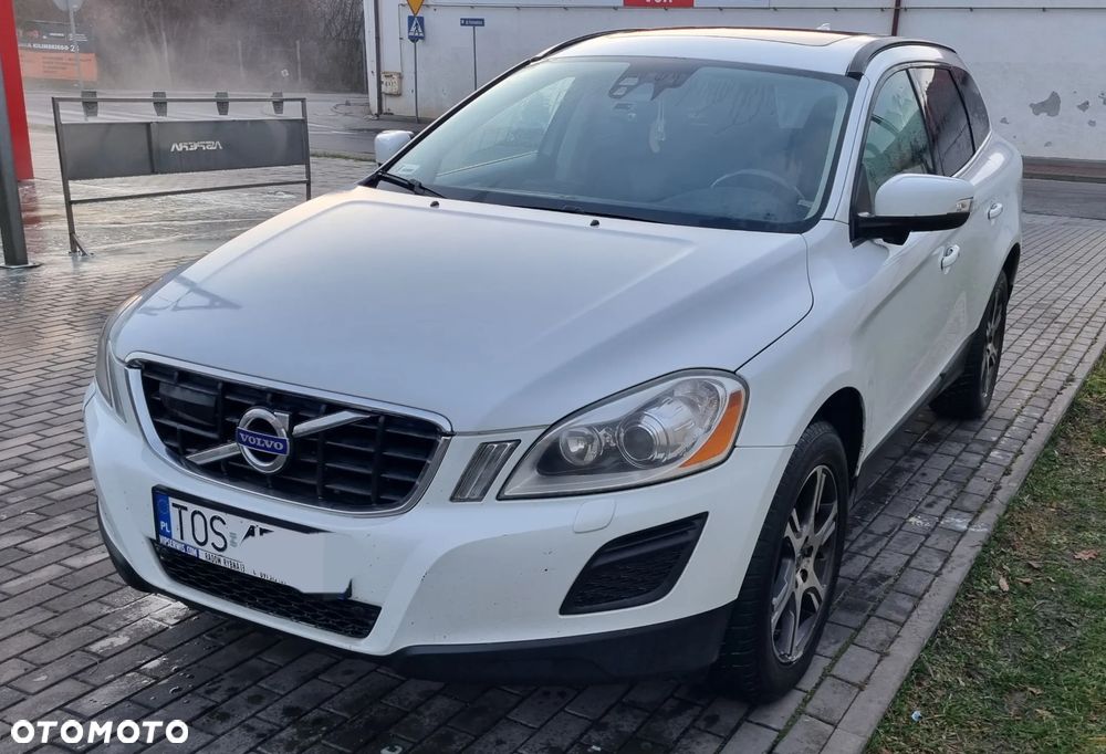 Volvo XC 60 - 8