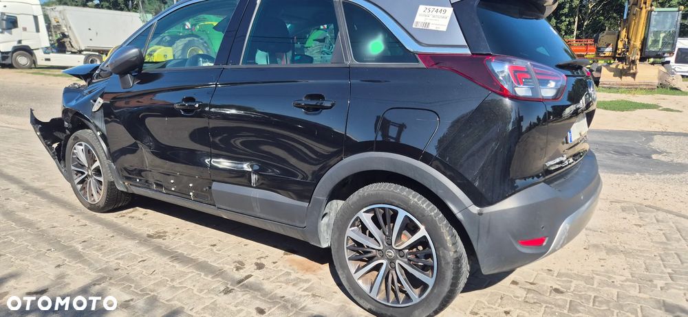 Opel Crossland X 1.2 T Enjoy S&S - 10