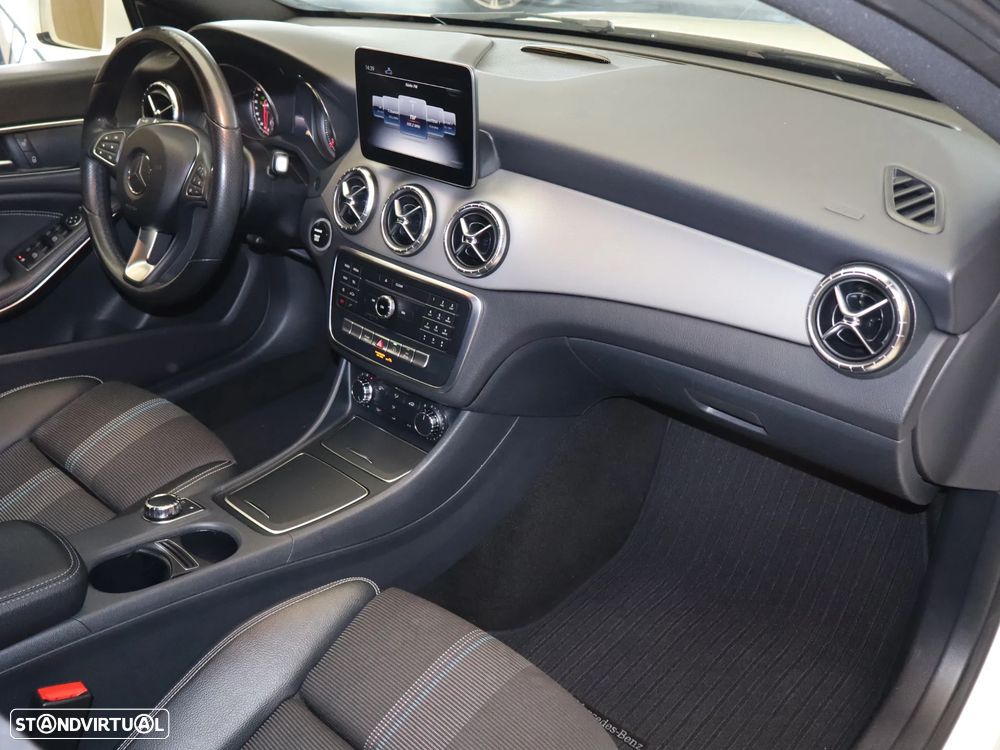 Mercedes-Benz CLA 200 d Shooting Brake Urban Aut. - 15