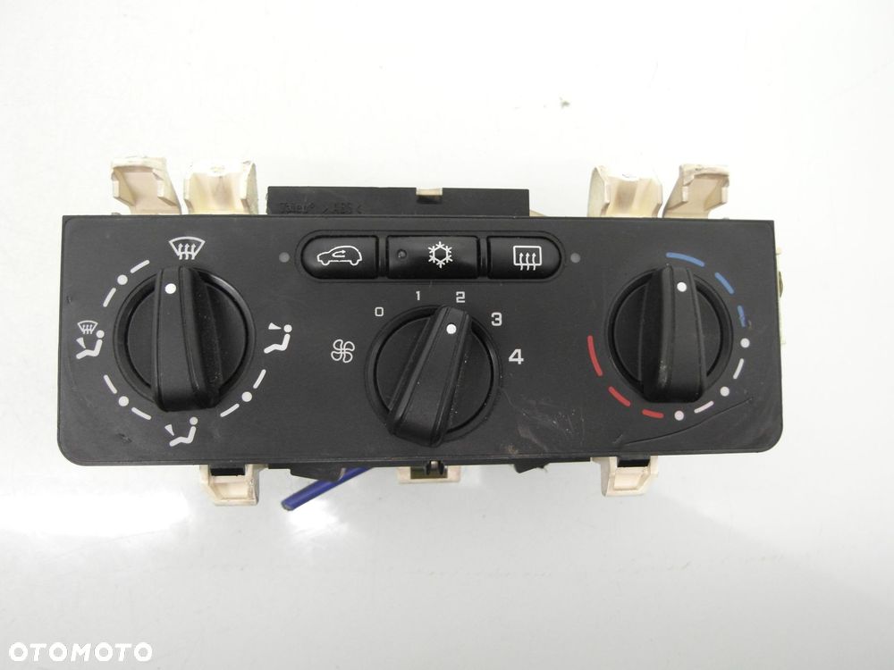 PANEL NAWIEWU Z AC CITROEN C2 F664480V - 1