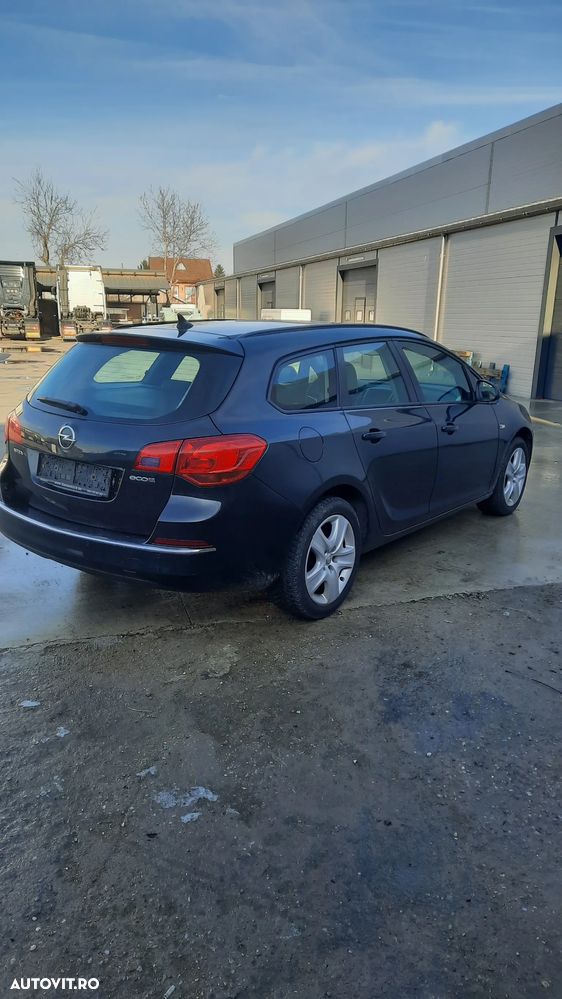 Opel Astra 1.6 CDTI DPF ecoFLEX TourerStart/Stop Exklusiv - 10