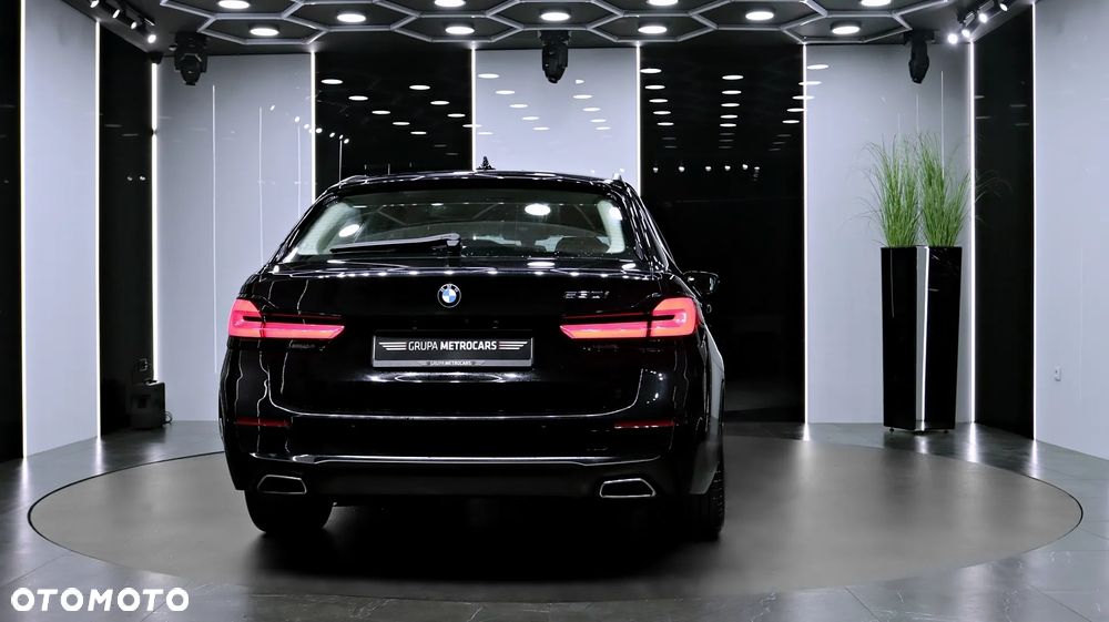 BMW Seria 5 530i GPF Luxury Line sport - 7