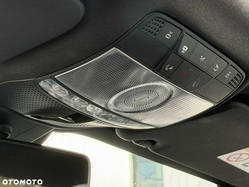 Mercedes-Benz Klasa E 220 d 4-Matic 9G-TRONIC - 15