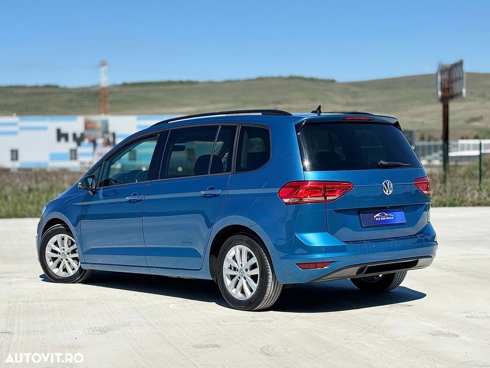 Volkswagen Touran - 7